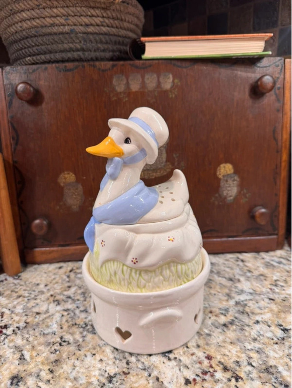 Vintage mother goose tea light/ potpourri